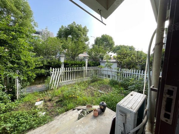 苏州吴中越溪海馨花园(别墅)海馨花园别墅一楼带南院子,低密度住宅紧