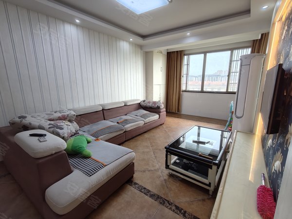 绍兴袍江宝龙广场滨河公寓(西区)滨河公寓 精装两房 配套齐全 停车