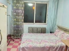 鞍山铁东站前伍佰，烈士山血站附近，2楼，1室，可月租，不包取暖，有空调出租房源真实图片