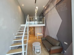 昆明西山前卫营万达旁 温馨LFTO 双卫带衣帽间 家具家电齐全 随时入住出租房源真实图片