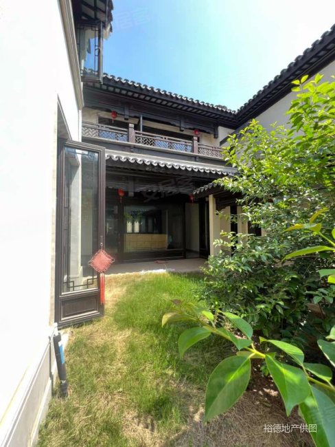 南入户中式合院,带三个车位, 菁英,融创揽月府一期(别墅)二手房,1499