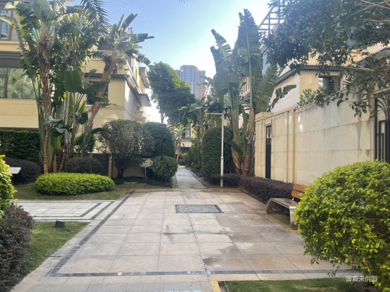 海投第一湾(一期公寓住宅)2室2厅1卫86.76㎡南188万