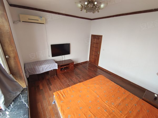 重庆渝北龙溪景馨苑景馨苑 1室 46平 电梯房 配套齐全 随时看房 拎包