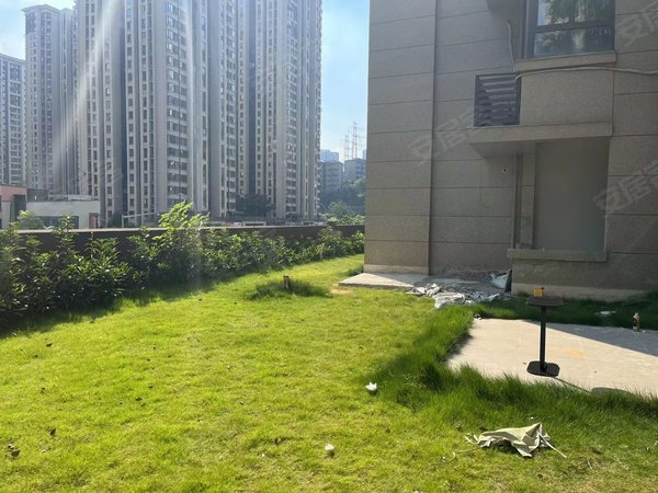 重庆江北江北嘴保利观澜(二期)江北区 保利观澜二期 三房出租房源真实