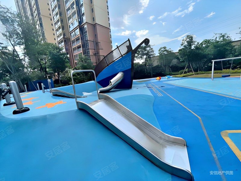 卓越弥敦道2室2厅1卫71.8㎡南91万