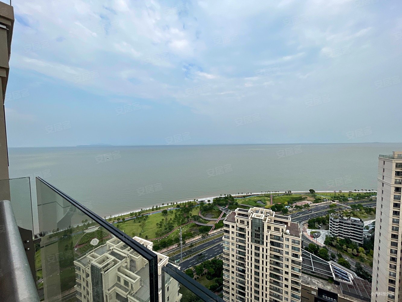 珠海房产网>珠海二手房>高新区二手房>唐家湾二手房>仁恒滨海半岛