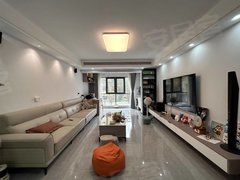 当阳长坂路当阳城区墨韵澜庭，3室2厅，精装修，月租1600元出租房源真实图片