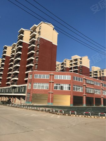 空港花园电梯房南北通透