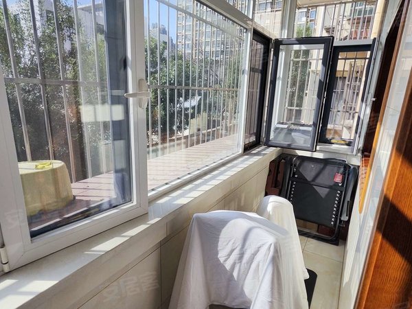 天津南开鼓楼儒园公寓地铁一二号线 西南角站 精装 随时带看出租房源