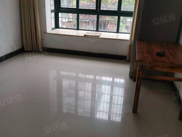 【多图】阳光小区,宁海大厦租房,阳光小区1楼80平方,隔了3个房间,普通