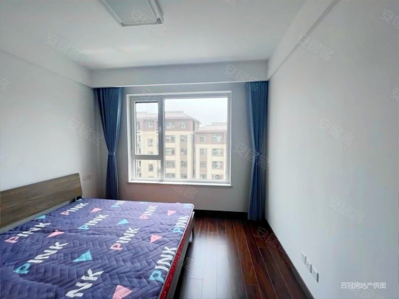 生态城中部 核心位置 通透三室两卫 满足家居需求,贻成学府世家二手房