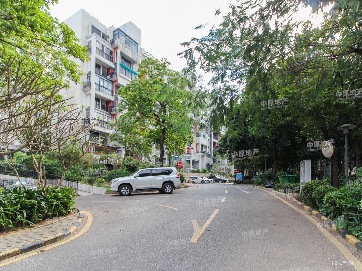 深圳房产网>深圳二手房>盐田二手房>盐田二手房>中海半山溪谷>