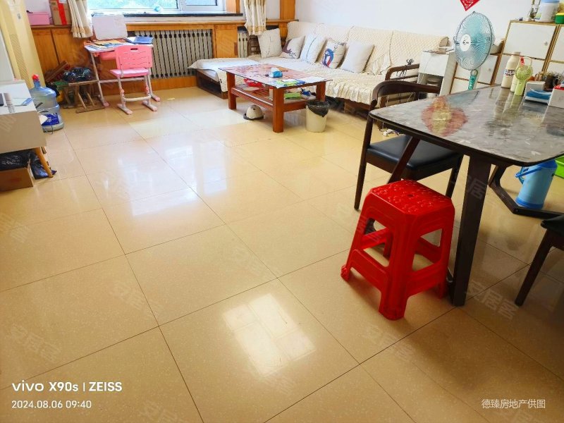 德馨园低层三居精装修三南卧