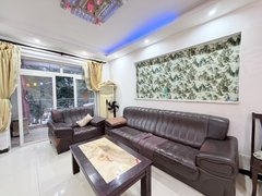 重庆南岸弹子石涂山轻轨站旁住家装修两房 可养宠物 业主诚心出租 价格可谈！出租房源真实图片