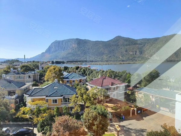 滇池边 海埂大坝旁 金家大院叠加别墅 可办公 做接待,西山租房-昆明58