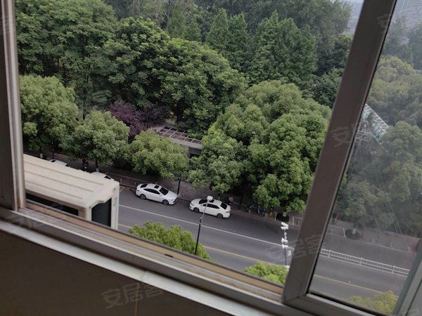 杭州钱塘下沙物美东城大厦钱塘区,下沙地铁一号线,传媒大学旁,精装修