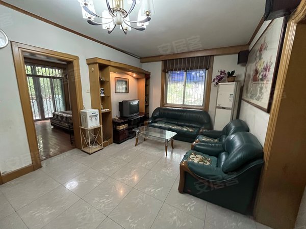 合肥蜀山三里庵琥珀中村琥珀中学跟前低楼层卧室全新空调客厅带窗户2