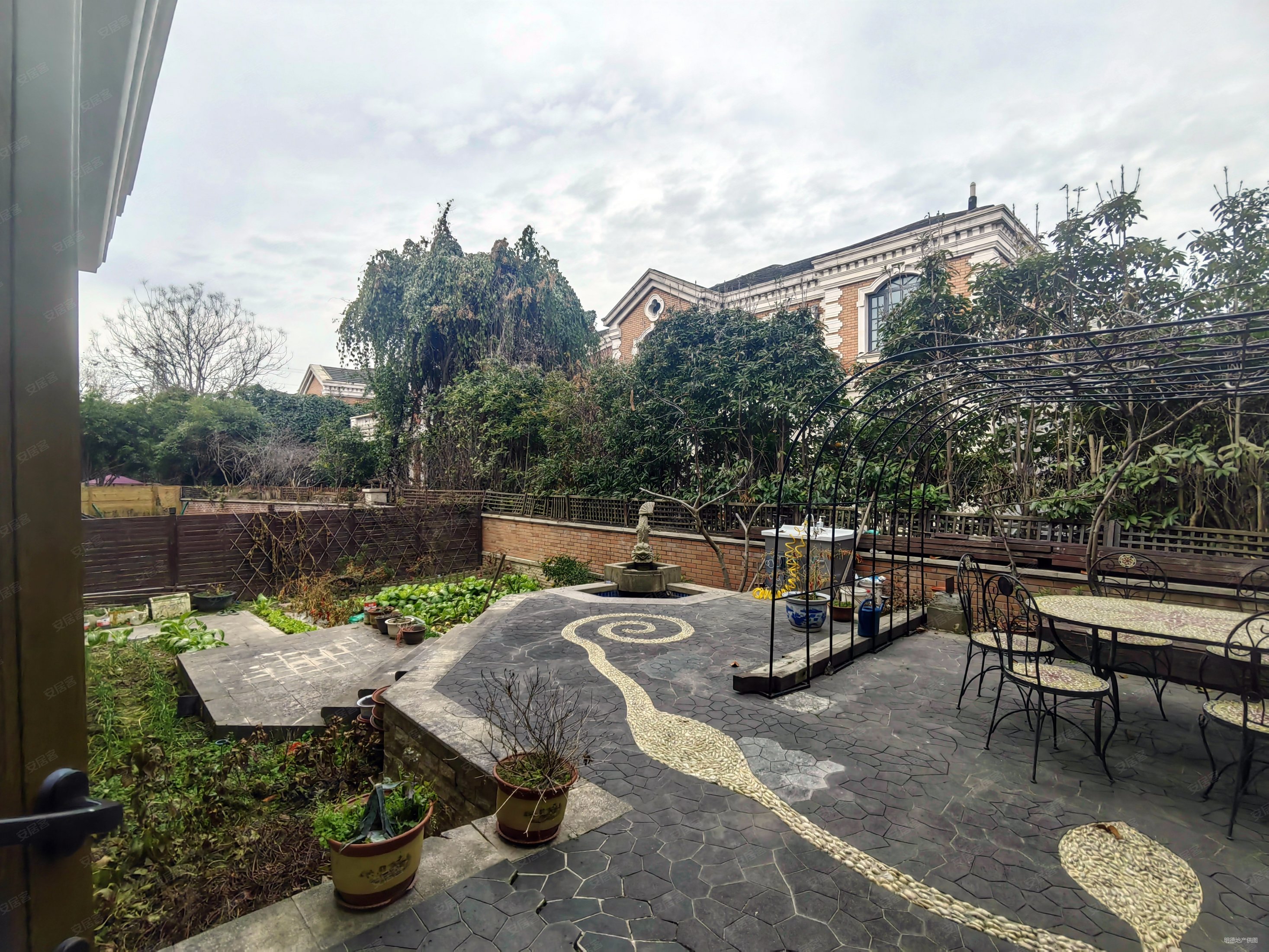 东郊紫园二手房,3900万,5室3厅,4卫,308.82平米-上海安居客