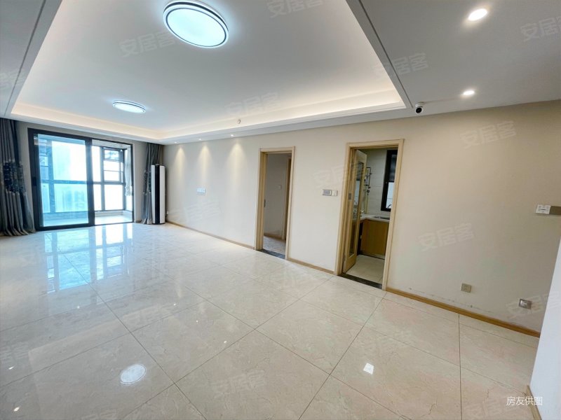 阳光城丽景公馆南苑大三室两厅两卫万达广场附近近地铁