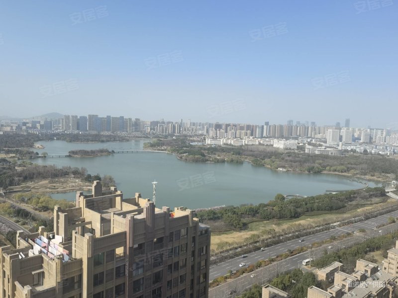 地铁口次新小区大三房,全景景翡翠湖,禹洲翡翠湖郡二手房,170万,3室2