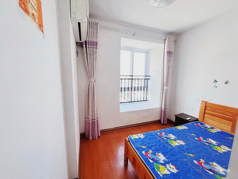 龙岸花园祥和苑 二房 简单装修 好楼层有证 可贷款 价格可谈