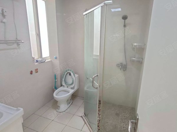 北外震泽中学红星美凯龙九院龙河花园三房整租拎包入住