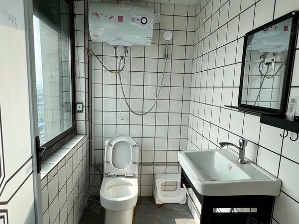 苏州高新区枫桥金地名悦虎丘区木桥公寓一室一厅家电齐全,无中介 随时