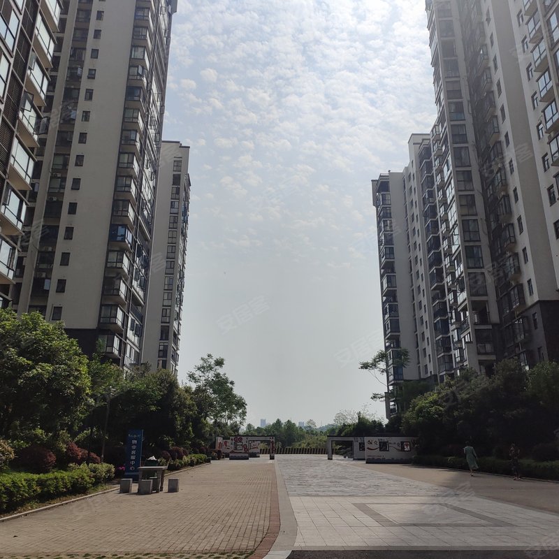 【梓山湖领御, 梓山湖领御小区详情,房价走势,房源,业主论坛】- 益阳