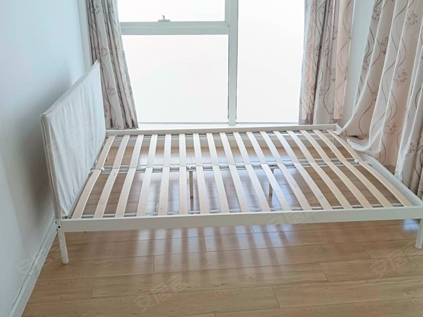 南通崇川中央商务区中南世纪城(商住楼)中南世纪城 彩虹漾旁 圆弧两室精装 家具家电齐全 随时看房出租房源真实图片