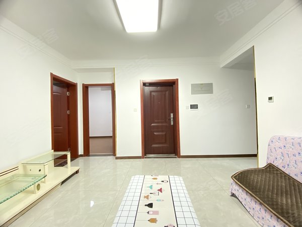 潍坊诸城诸城城区龙旺华庭整租 999元 龙旺华庭 精装套二 电梯房 随时