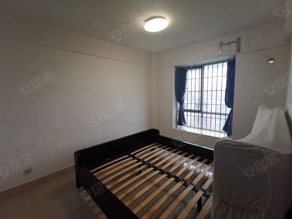 深圳光明光明富安花园光明中心富安花园三房出租,价格便宜,看房方便!