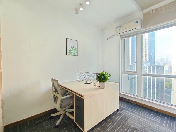 南坪万达玖玺国际旁精装300平办公室电梯口全新办公家具