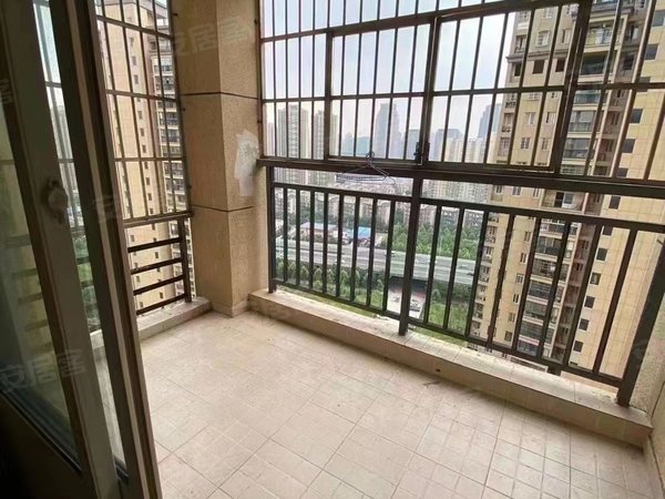 武汉汉阳王家湾汉城花园保真 押一付一800包物业包水包燃气包网络