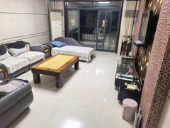 扬中扬中市区市中心出租聚福园4楼153平方，3室2厅2卫中装修，家电齐全！报价出租房源真实图片