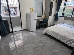 深圳宝安宝安中心区5号线翻身地铁站 阳台大单间民水民电可押一付一近壹方城出租房源真实图片