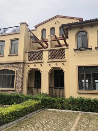 珠光流溪御景 山顶独栋别墅 300方花园 配电梯 带两个车位