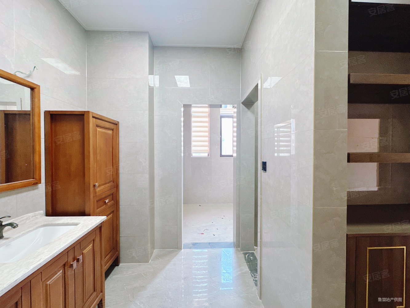 青啤沂河美域(南区别墅)7室4厅5卫384.84㎡南北620万