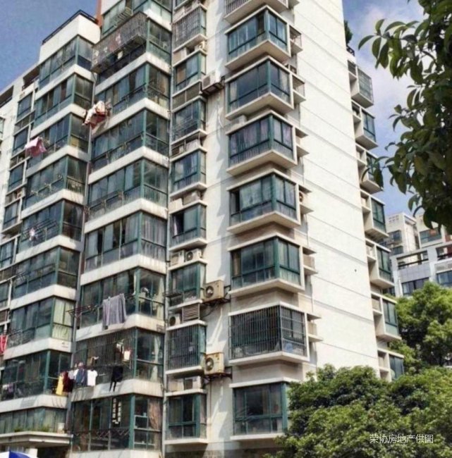 百家湖地铁口 亲水湾花园 挑高单室套 看房有钥匙 业主诚售