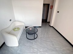 柳州柳南柳南柳南万达押一付一随时入住可短租送半个月电费网络送领包入住出租房源真实图片