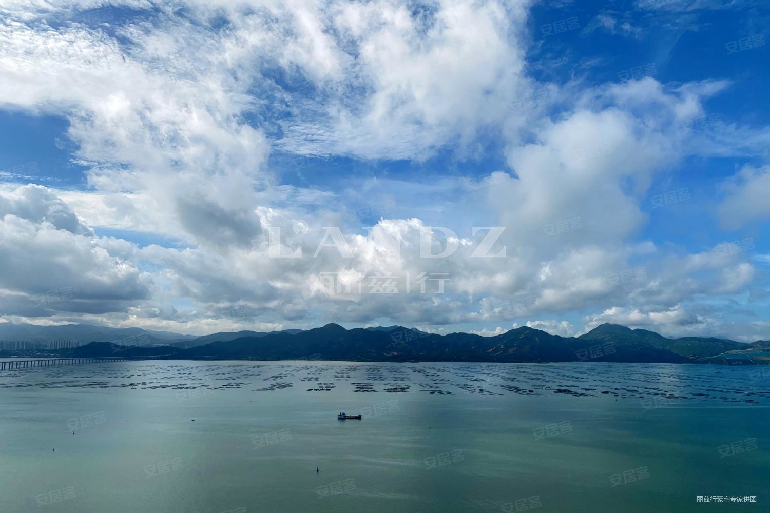 新出超高层一线海景五房,兼具观景与居住性,半岛城邦(三期)二手房,0万