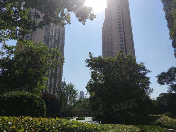 郑州高新区科学大道朗悦公园府悦棠苑朗悦公园府悦棠苑 3室2厅1卫