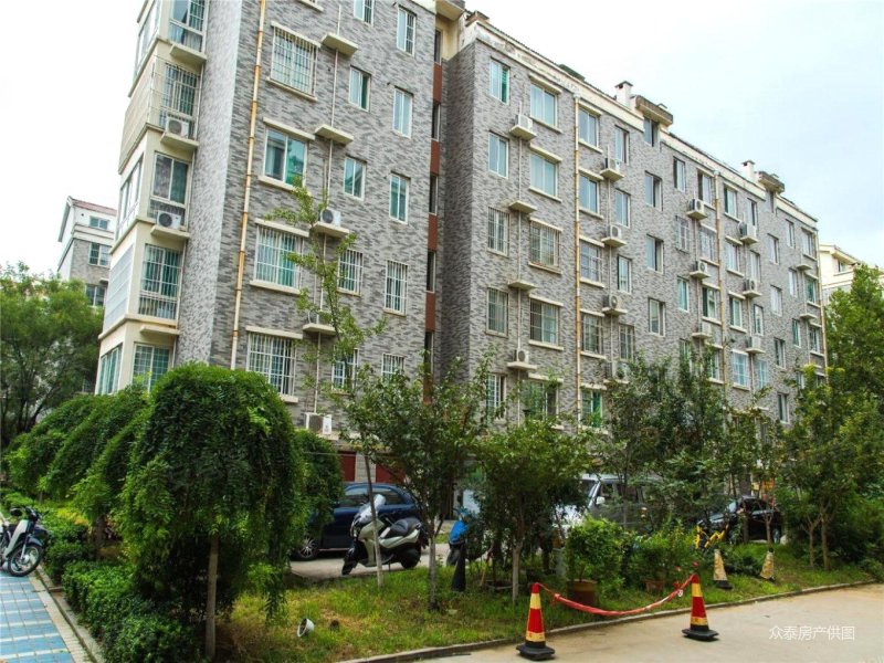 东城华府(张店)3室2厅1卫130㎡南98.8万