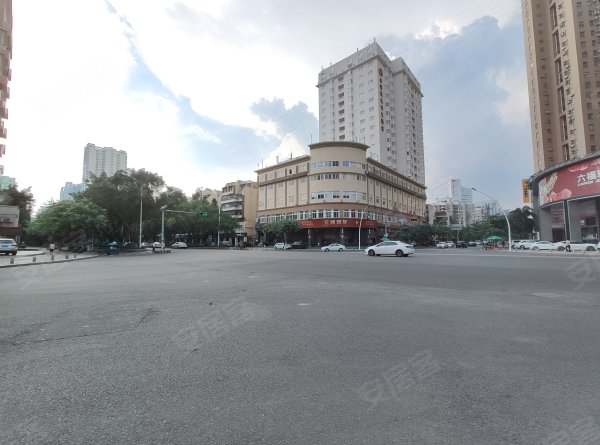 长青路180号小区