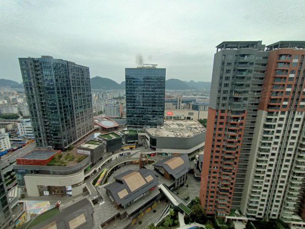 桂林秀峰十字街华润万象府万象城楼旁边华润中央公园万象府电梯4房