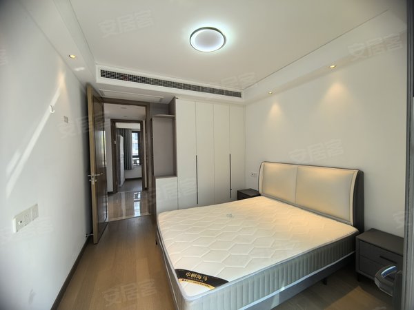 金华婺城湖海塘金地湖塘月色花园金地湖塘月色 豪装三房 家具家电齐全 南门双阳台 可拎包入住出租房源真实图片