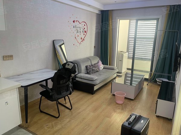 海宁长安镇农发区新天地公馆长安地铁口 学校旁新天地公馆精装一室一厅诚心出租 拎包入住出租房源真实图片