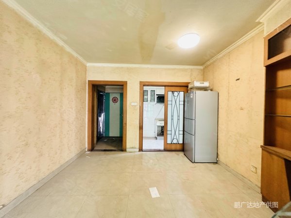 南方明珠花园 精装三房两卫 小区环境安静舒适