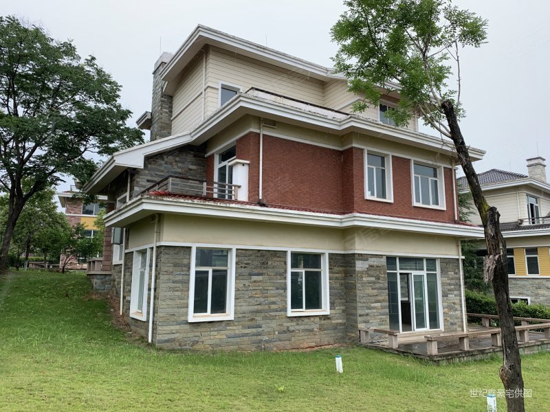 f天下欧景园独栋别墅 花园占地700平 进场开阔 正南向