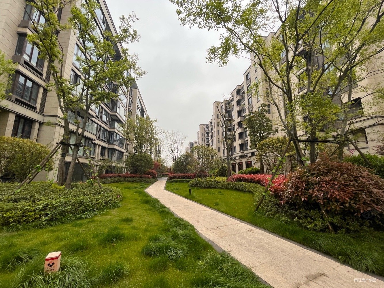 华师大急售648万品质小区4室2厅上湖城章三期