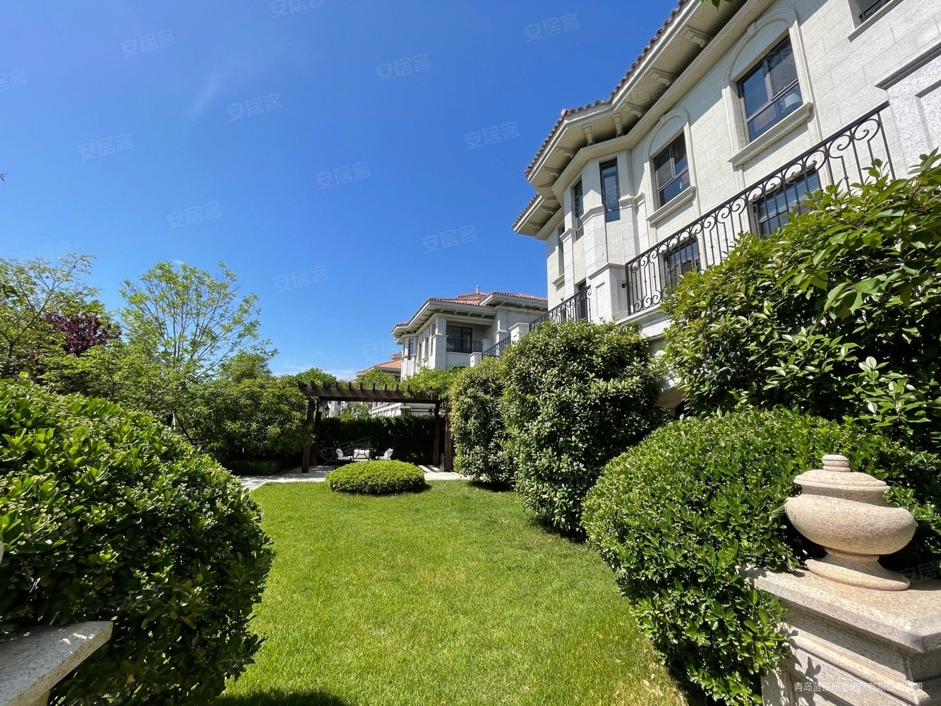 清盘360w一套 海边独栋别墅 实得400平 赠送院子,融创青岛湾海墅二手